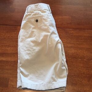 Men’s Old Navy beige tan shorts waist 30”